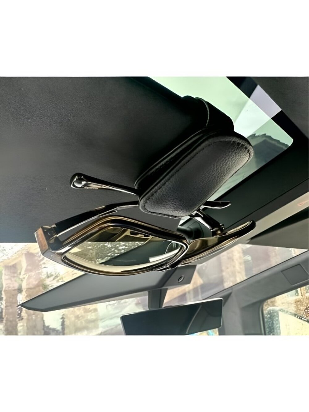 Sunglasses Holders for Car Visor, Magnetic Leather Glasses Eyeglass Clip